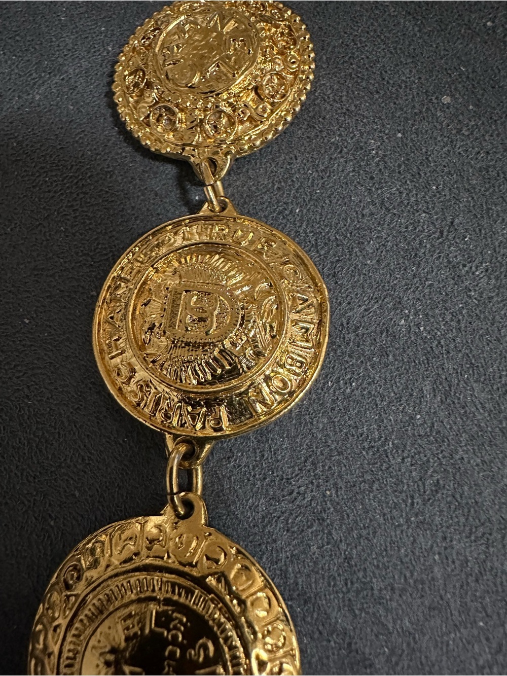 CHANEL Gold Coin Medallion Link Bracelet with CC Charm - Picture 8 of 13